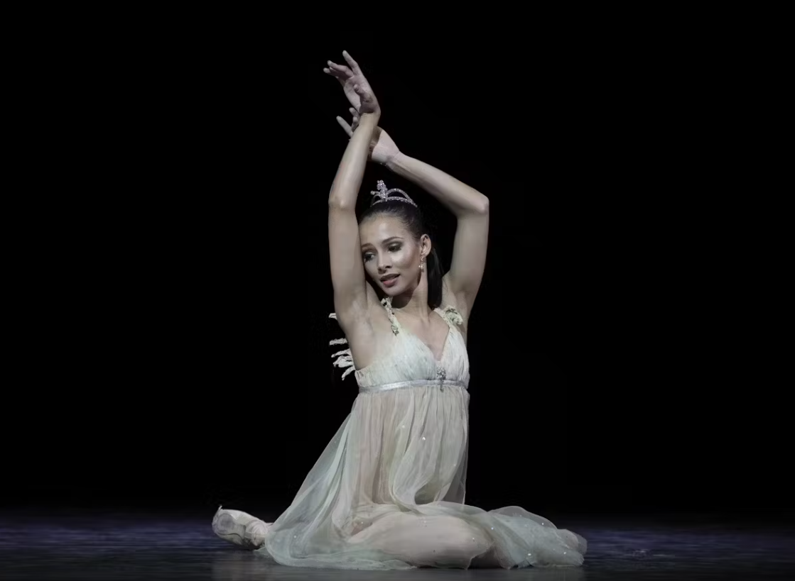 Female Dancer Francesca Hayward