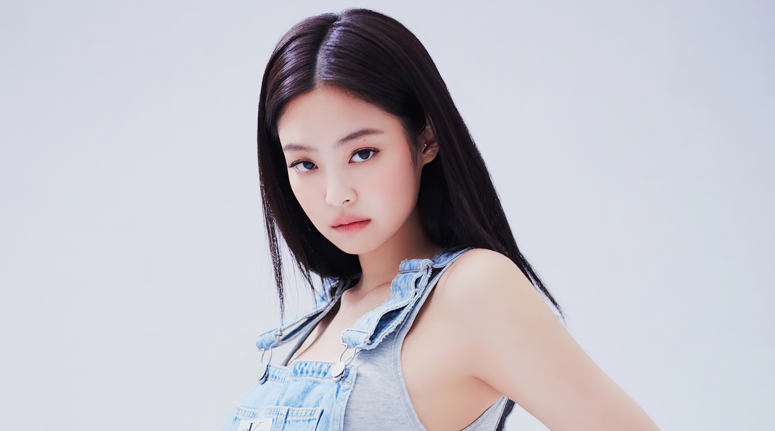 Jennie (singer) Profile